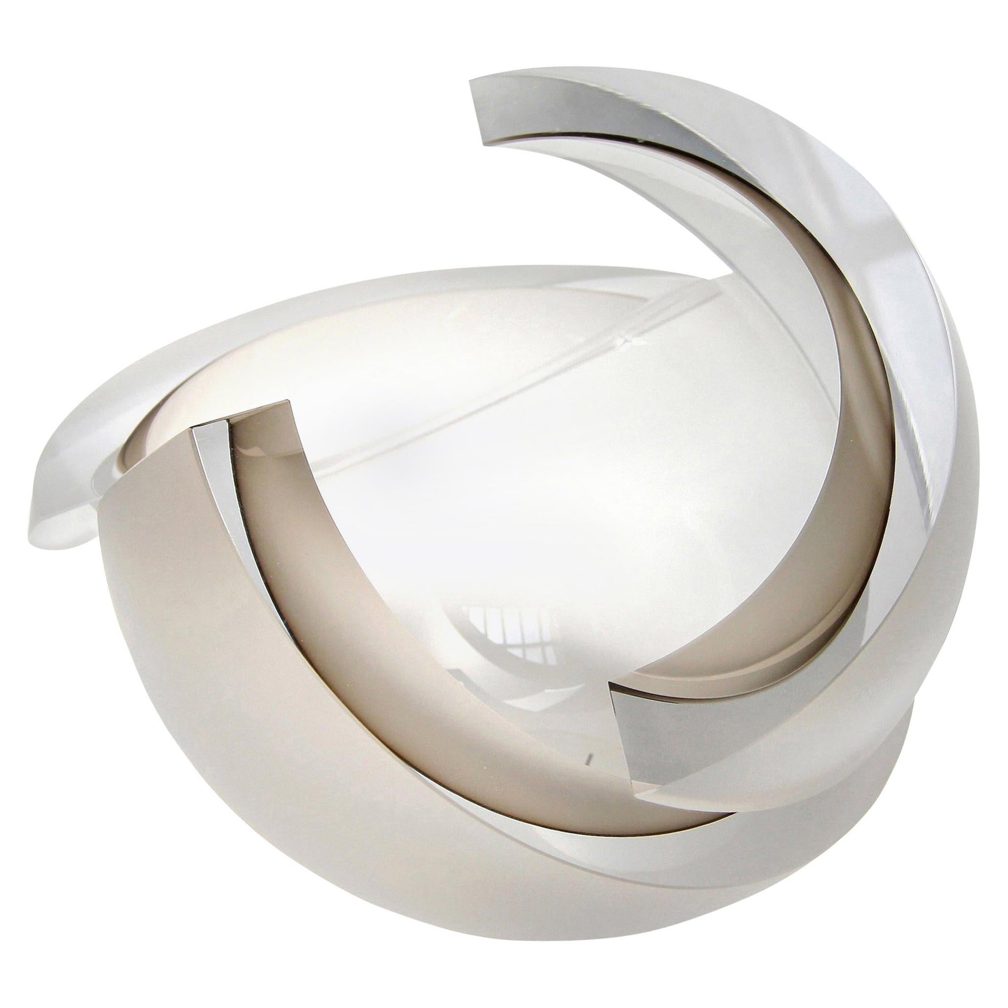 Petit vase ou sculpture en verre sphérique Armadillo fumée Anna Torfs