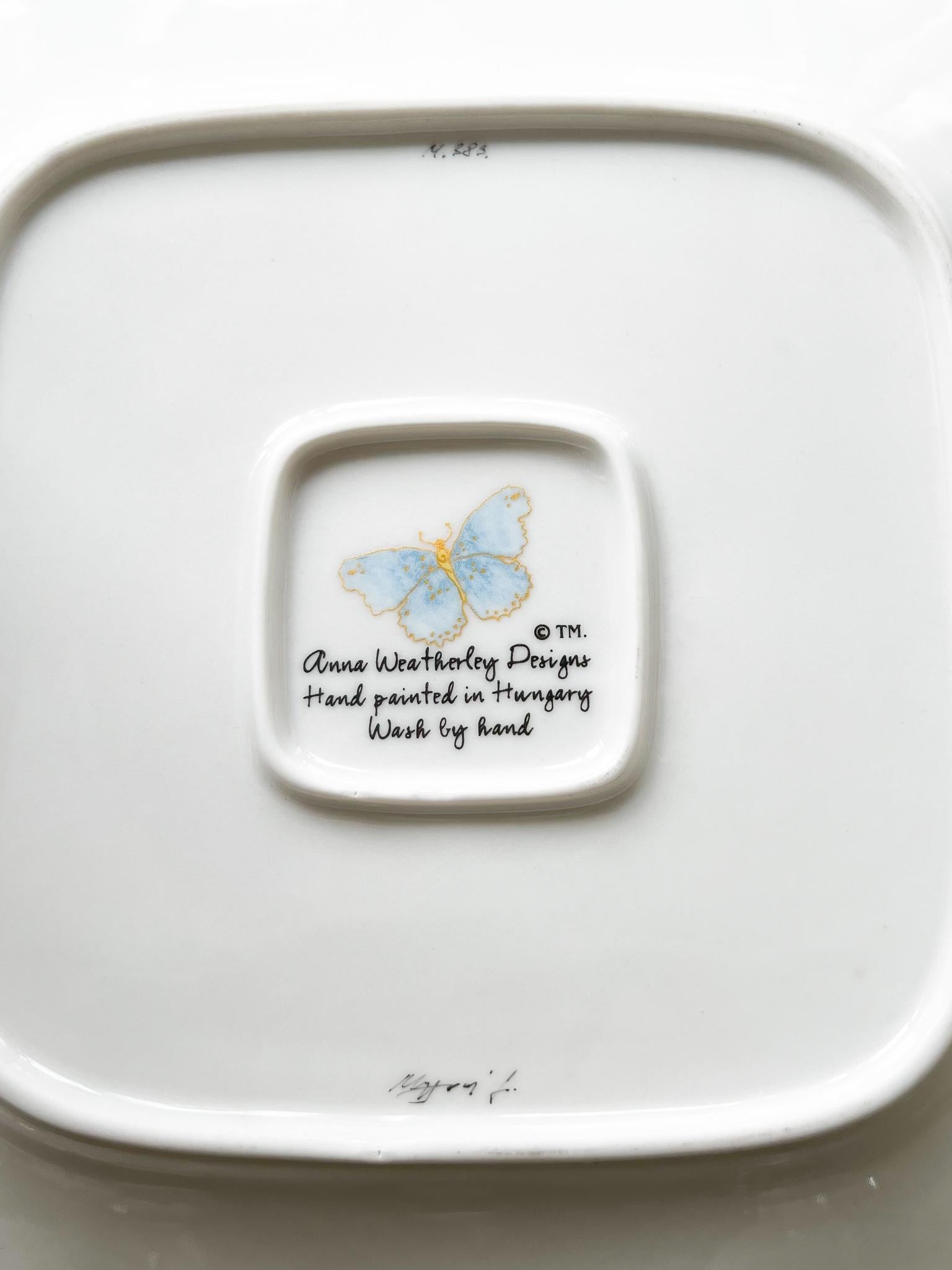 Anna Weatherley Designs Hand-Painted Serving Tray with Handles In New Condition For Sale In Toronto, ON