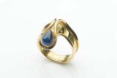 Annabel Eley Blue Sapphire 18 Karat Yellow Gold Paper Textured Cocktail Ring