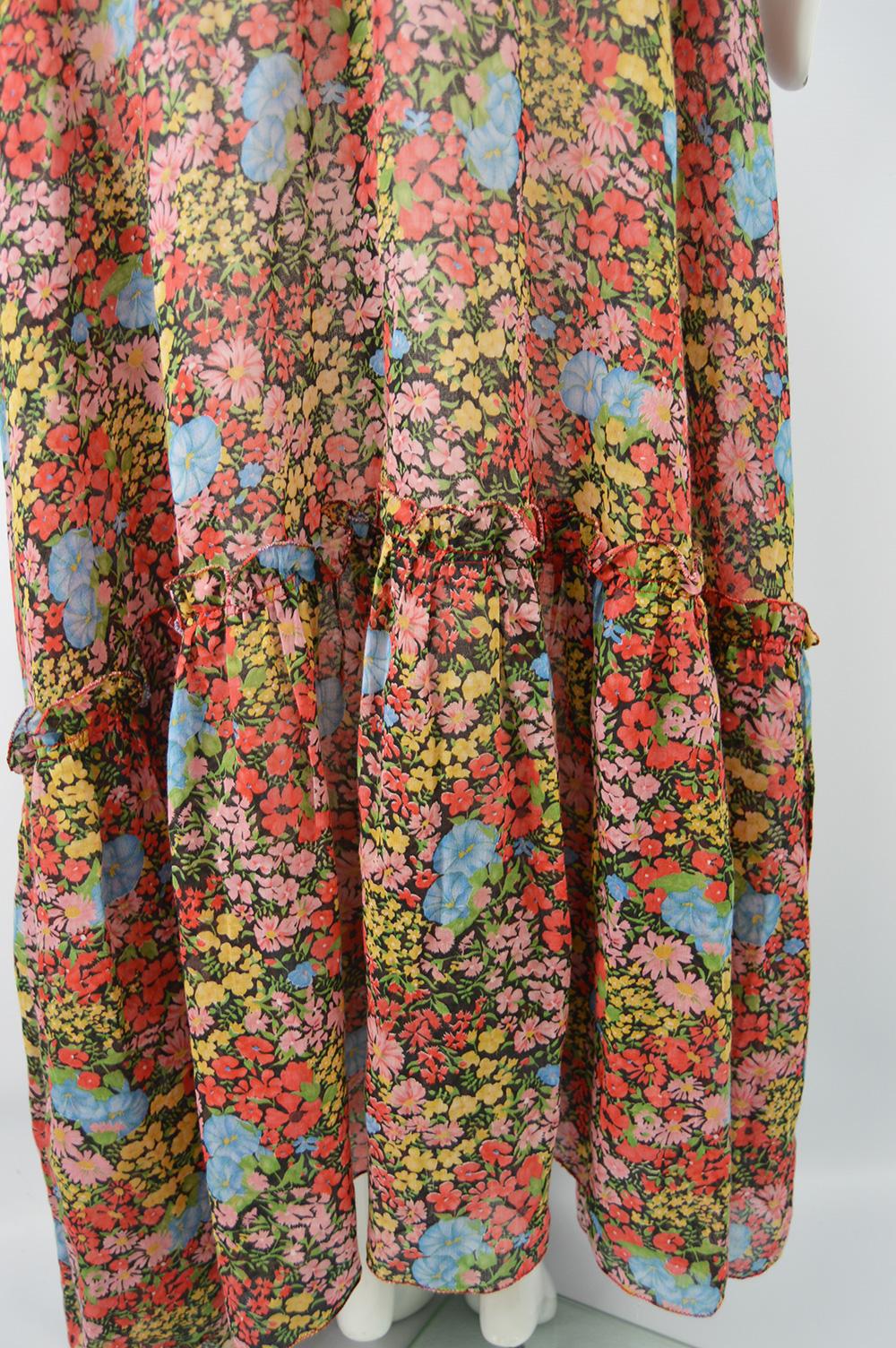 Annacat 1970s Vintage Floral Printed Bohemian Cotton Voile Boho Maxi Dress For Sale 5