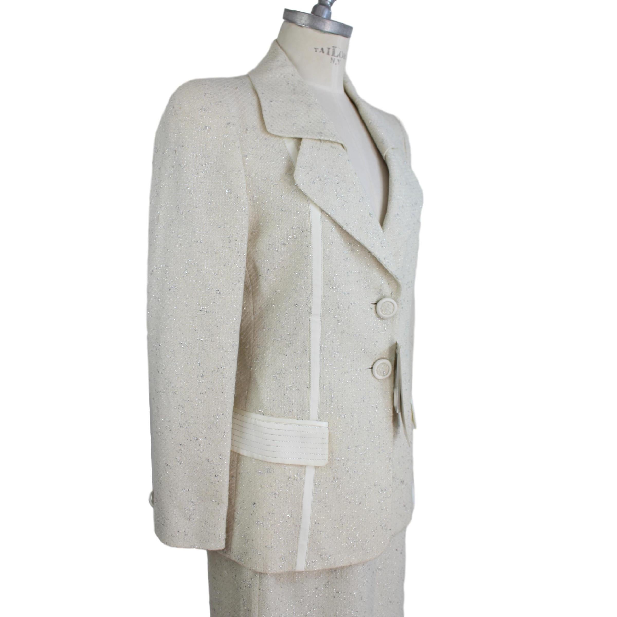 Annalisa Ferro - Jupe de tailleur élégante en laine et coton blanc argenté Neuf - En vente à Brindisi, Bt