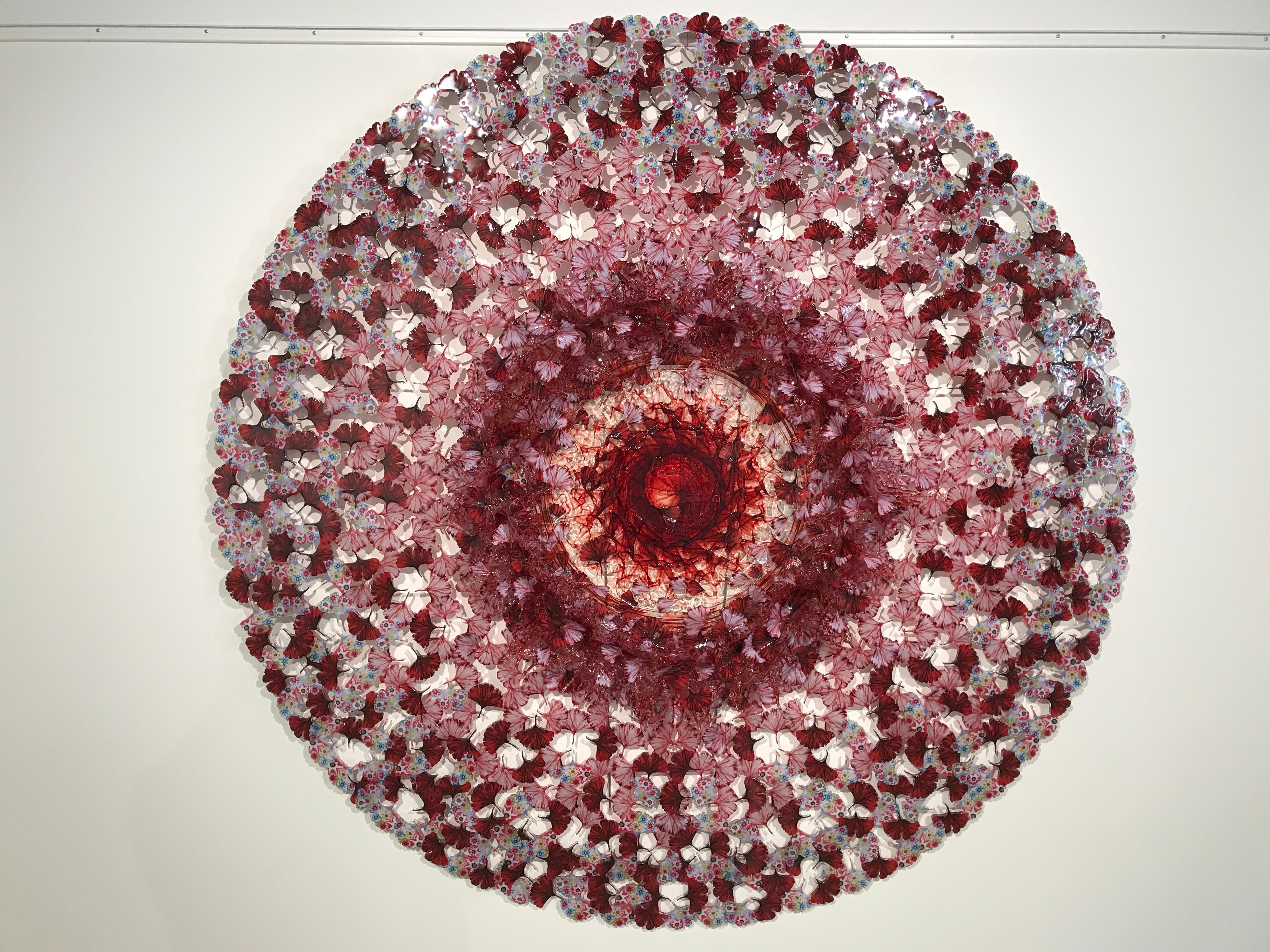 Annalu Abstract Sculpture - Dreamcatcher - Red Seashell in The Garden 180 cm