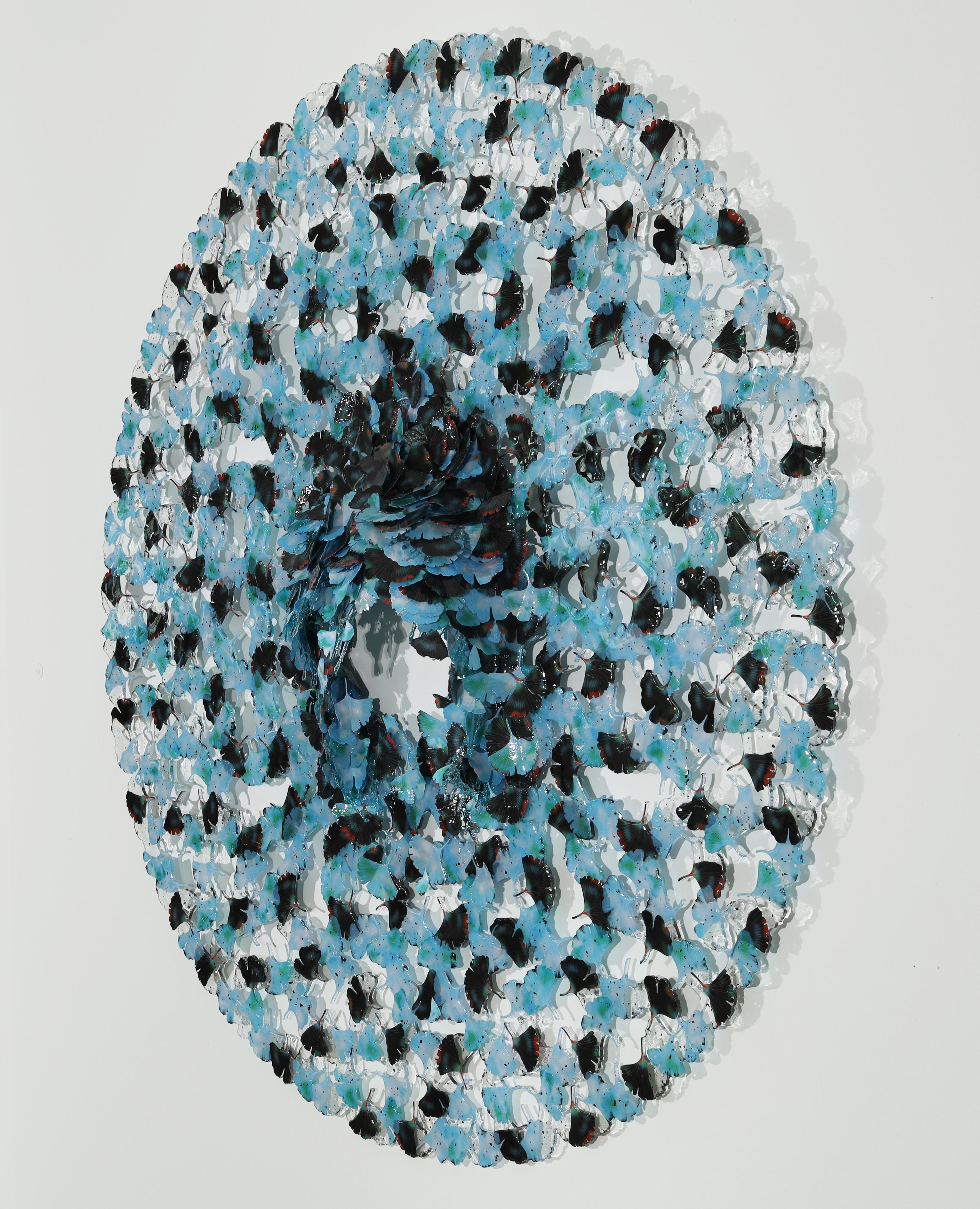 Cravate de rêve, bulle bleue Ginkgo  - Sculpture de Annalù