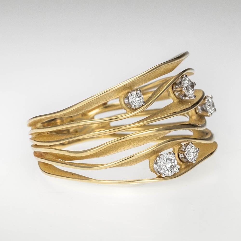 For Sale:  Annamaria Cammilli Dune Ring with Five Diamonds in 18k Yellow Lemon Bamboo Gold 3