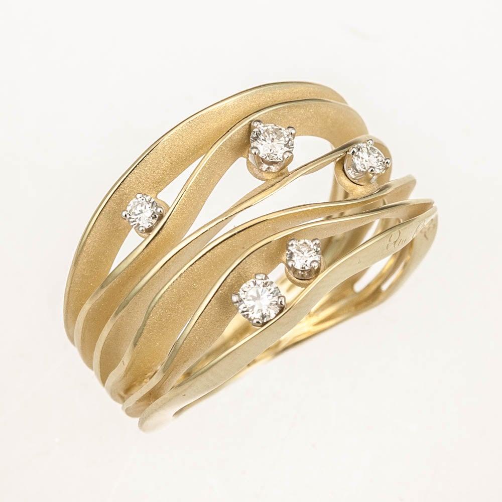 For Sale:  Annamaria Cammilli Dune Ring with Five Diamonds in 18k Yellow Lemon Bamboo Gold 9