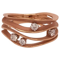 Annamaria Cammilli: 18 Karat Rosa Champagner-Gold Ring „Dune“ mit vier Diamanten