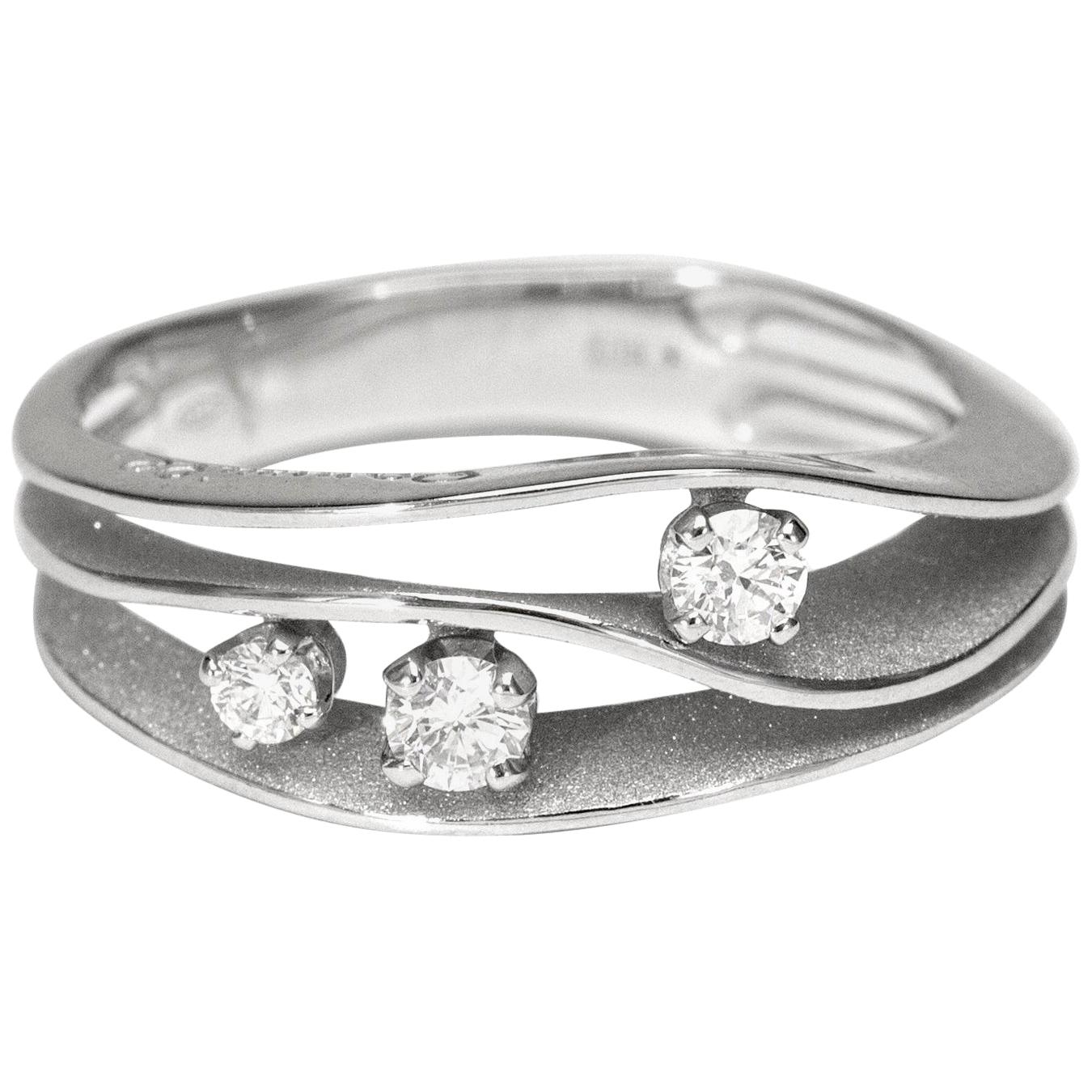 For Sale:  Annamaria Cammilli "Dune" Ring with Three Diamonds in 18 Karat White Ice Gold