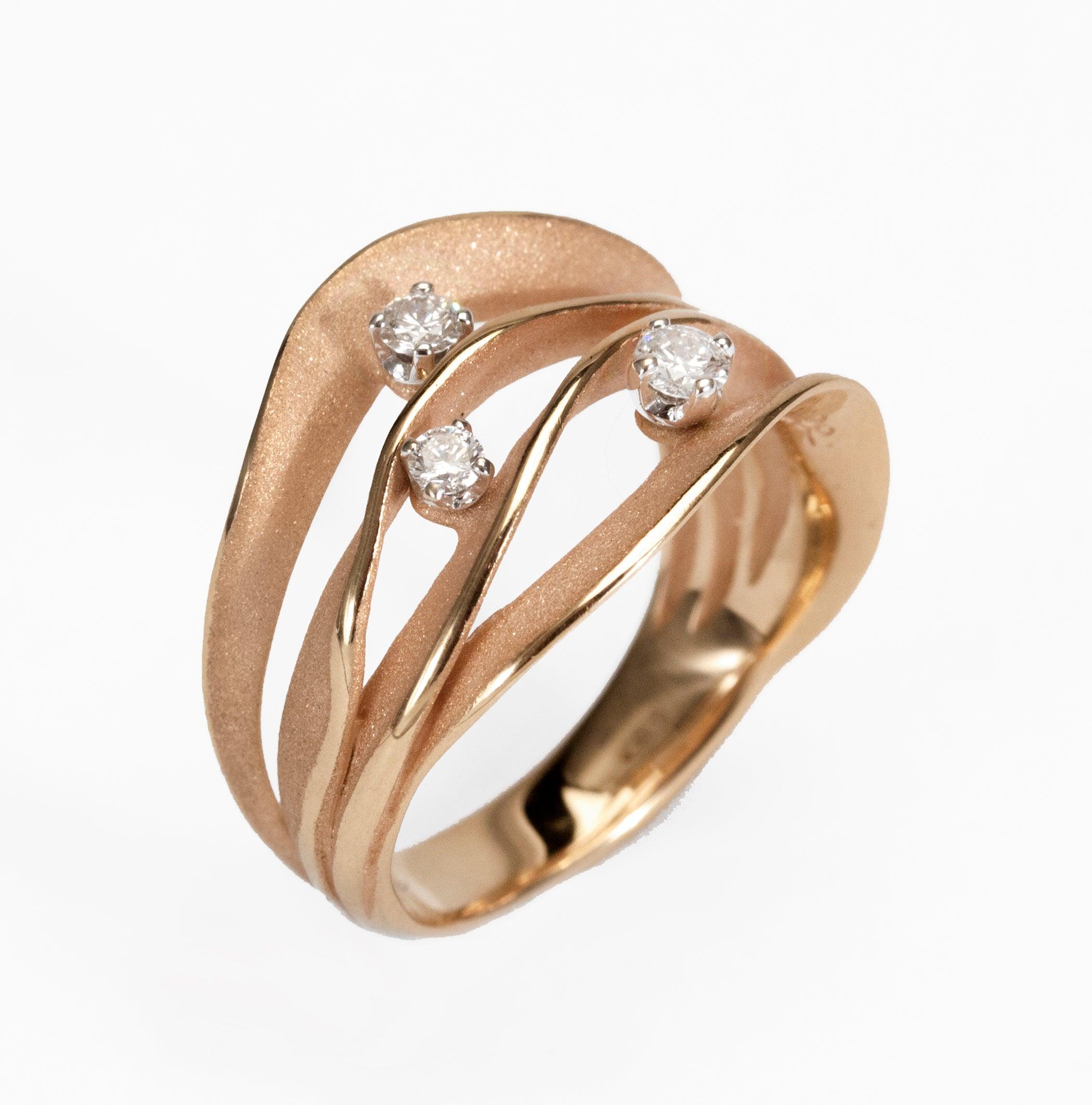 En vente :  Annamaria Cammilli Bague Dune Royal avec diamants en or beige naturel 18 carats 2