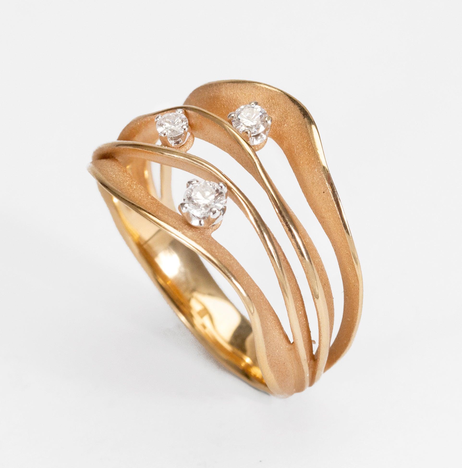 En vente :  Annamaria Cammilli Bague Dune Royale en or orange 18 carats avec diamants 3