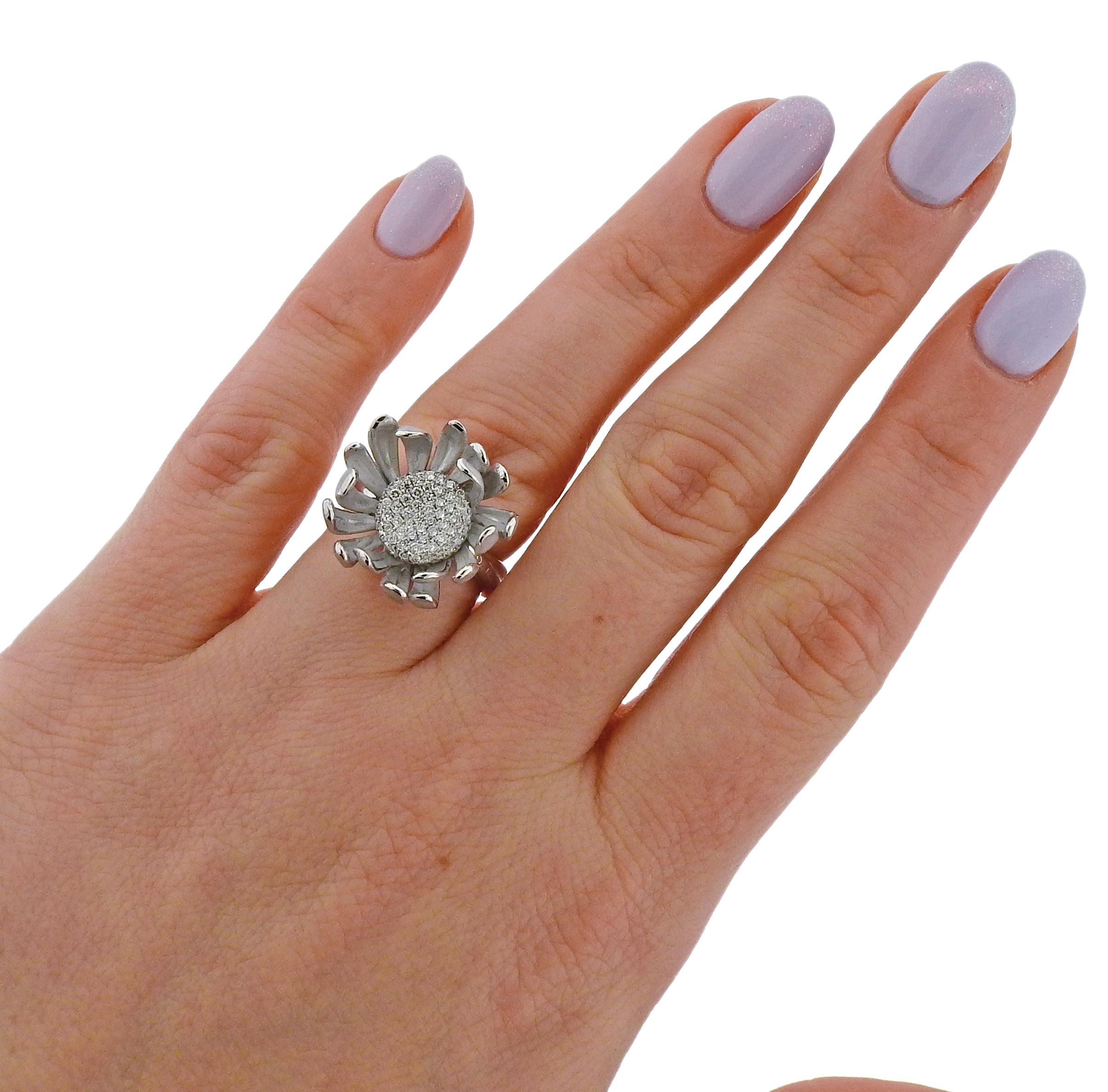 Women's Annamaria Cammilli Prelude Diamond Gold Flower Ring For Sale