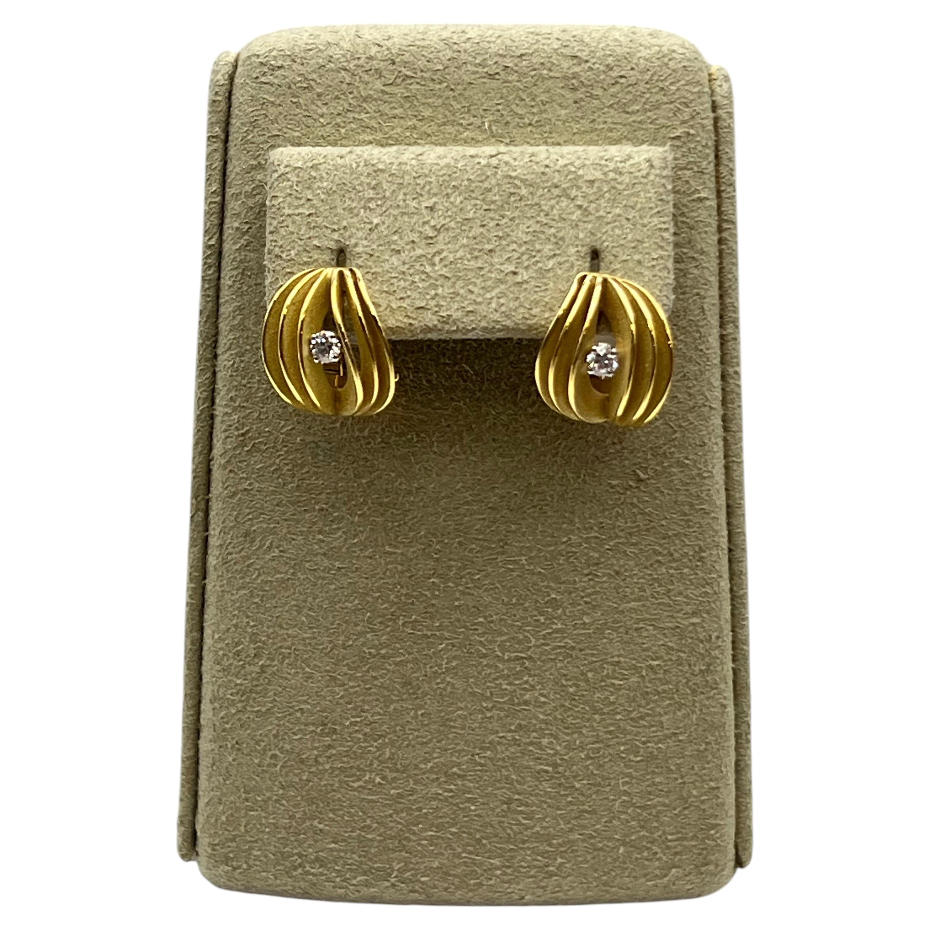 Annamaria Cammilli Velaa Star Earrings