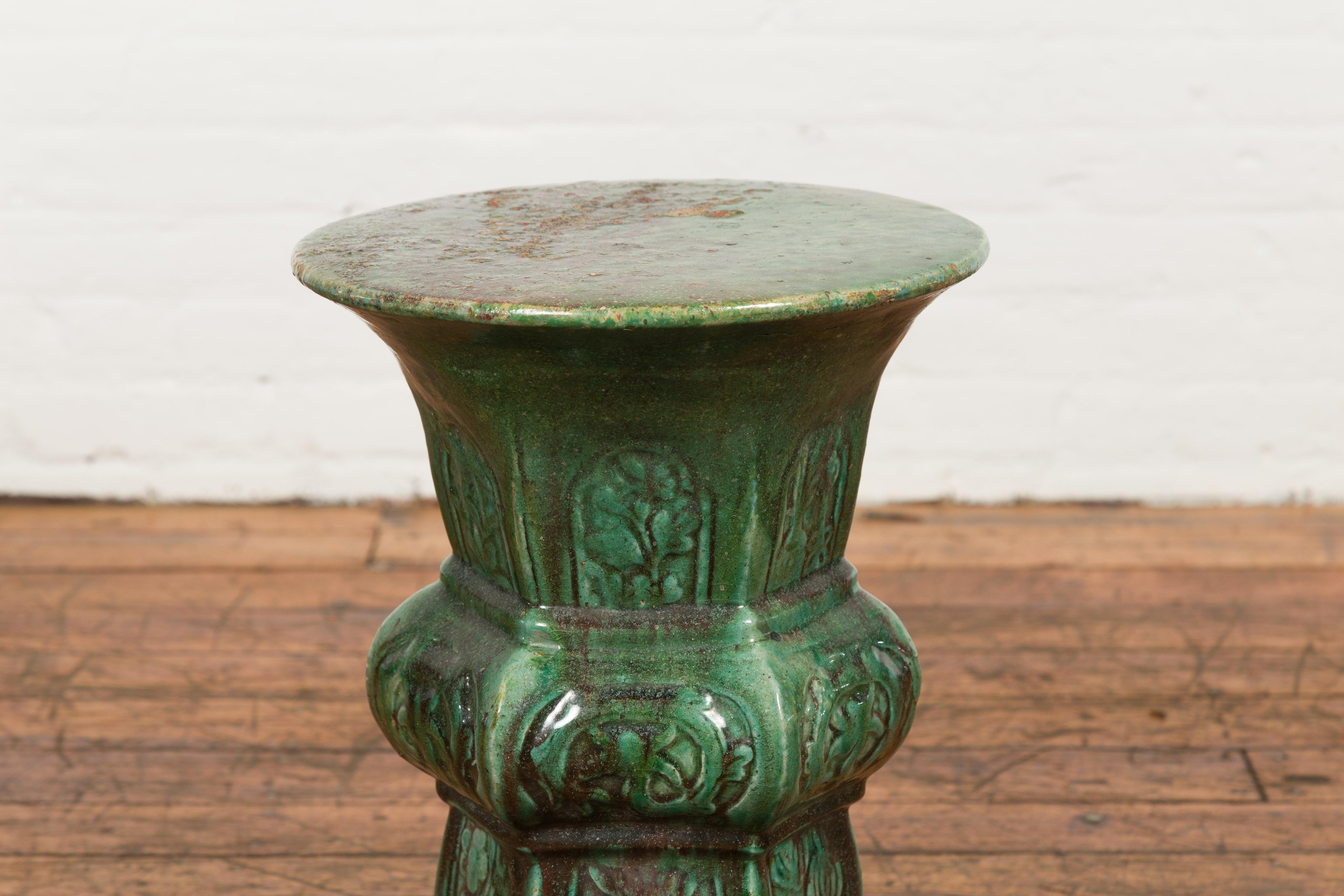 Annamese 19th Century Green Glazed Hourglass Garden Seat with Floral Décor 4