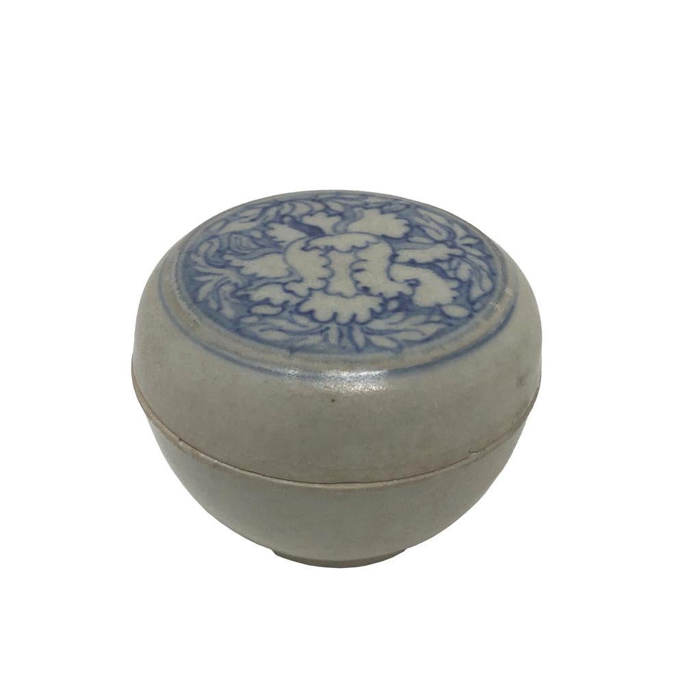 Ming Annamese Blue and White Ceramic Box, Chu Dau kiln, Vietnam For Sale