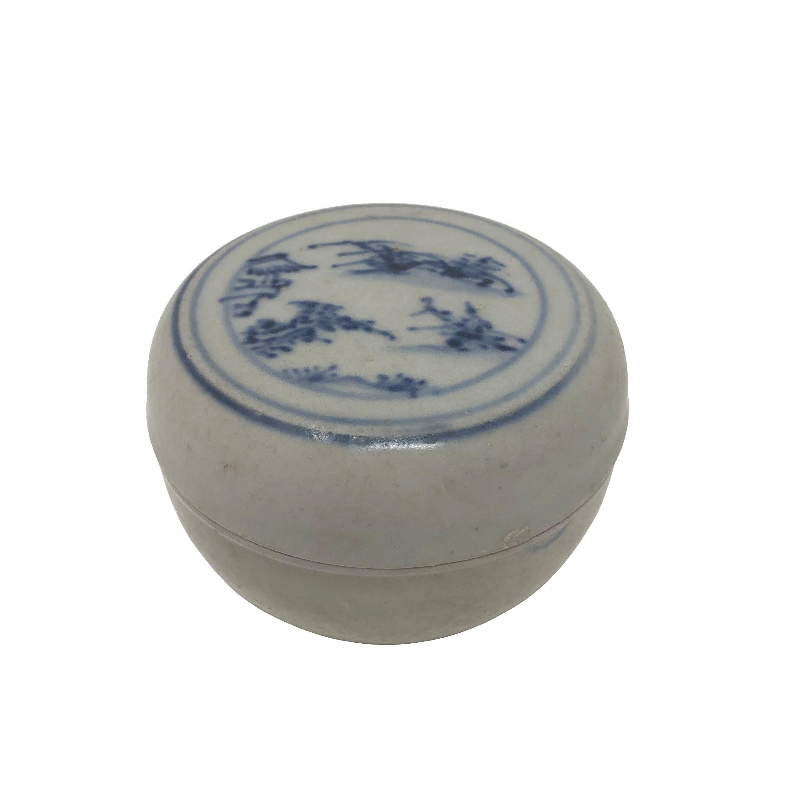 Ming Annamese Blue and White Ceramic Box, Chu Dau kiln, Vietnam For Sale