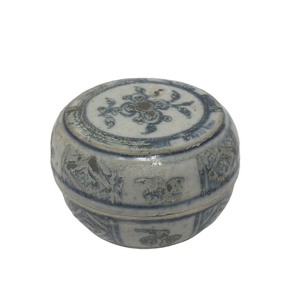Ming Annamese Blue and White Ceramic Box, Chu Dau kiln, Vietnam For Sale