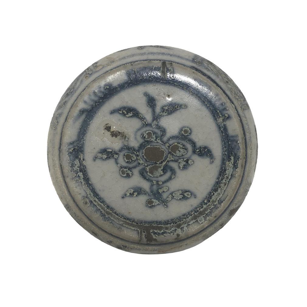 Annamese Blue and White Ceramic Box, Chu Dau kiln, Vietnam For Sale 1