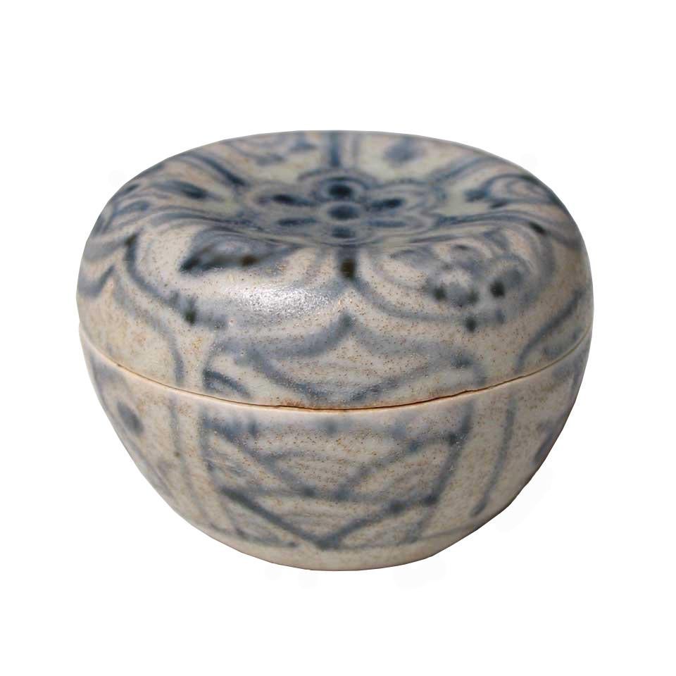 Annamese Blue and White Ceramic Box, Chu Dau kiln, Vietnam For Sale 2