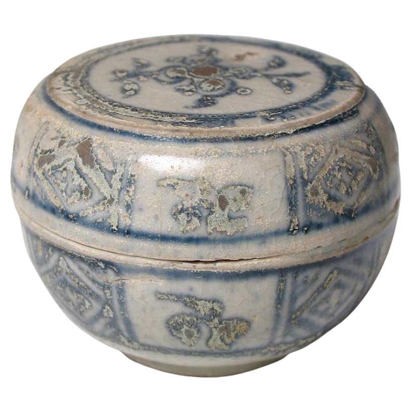 Annamese Blue and White Ceramic Box, Chu Dau kiln, Vietnam
