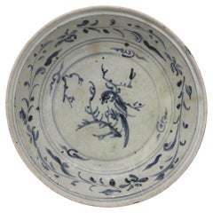 Annamese Blue and White Ceramic Dish, Bird Design, Chu Dau kiln, Vietnam, 1500.