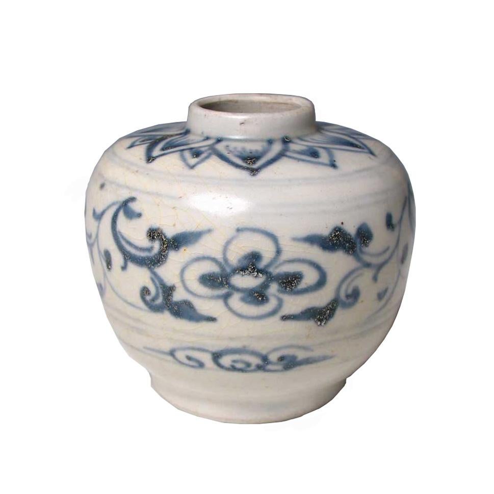 Ceramica Vaso in ceramica blu e bianca di Annamese, fornace Chu Dau, Vietnam in vendita
