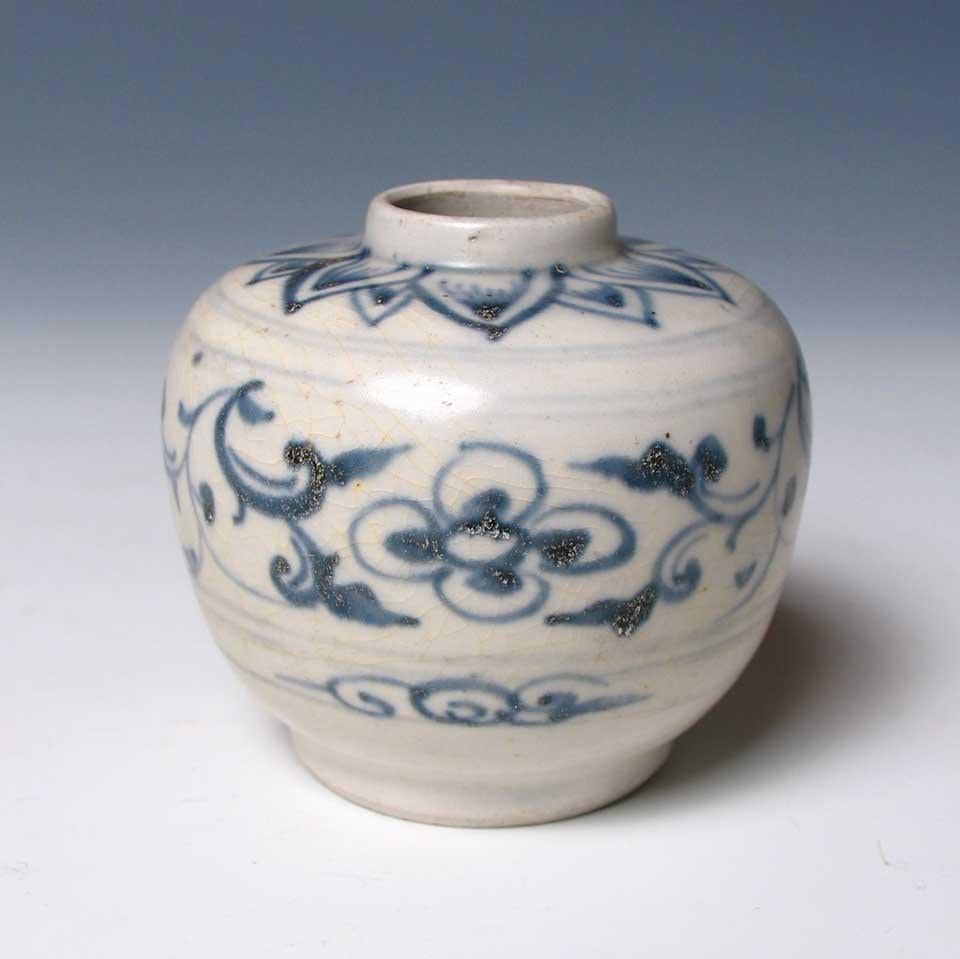 Vaso in ceramica blu e bianca di Annamese, fornace Chu Dau, Vietnam in vendita 1
