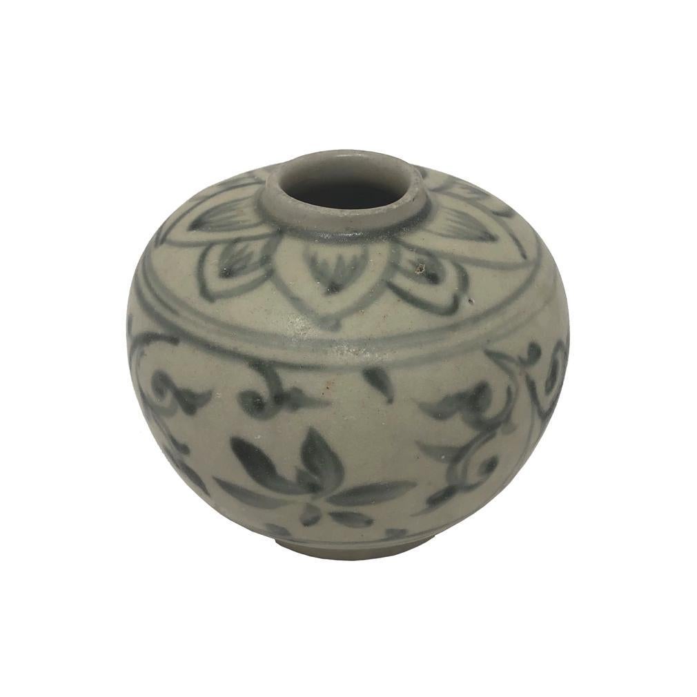 Jarra de cerámica azul y blanca de Annam, hornos de Chu Dau, Vietnam, hacia 1500 en venta 5