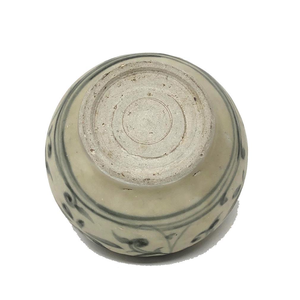 Jarra de cerámica azul y blanca de Annam, hornos de Chu Dau, Vietnam, hacia 1500 Glaseado en venta