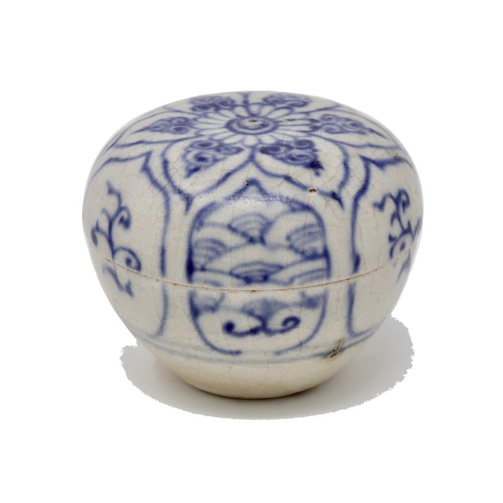 Altro Scatola Annamese in ceramica blu e bianca, fornace Chu Dau, Vietnam, circa 1500 in vendita