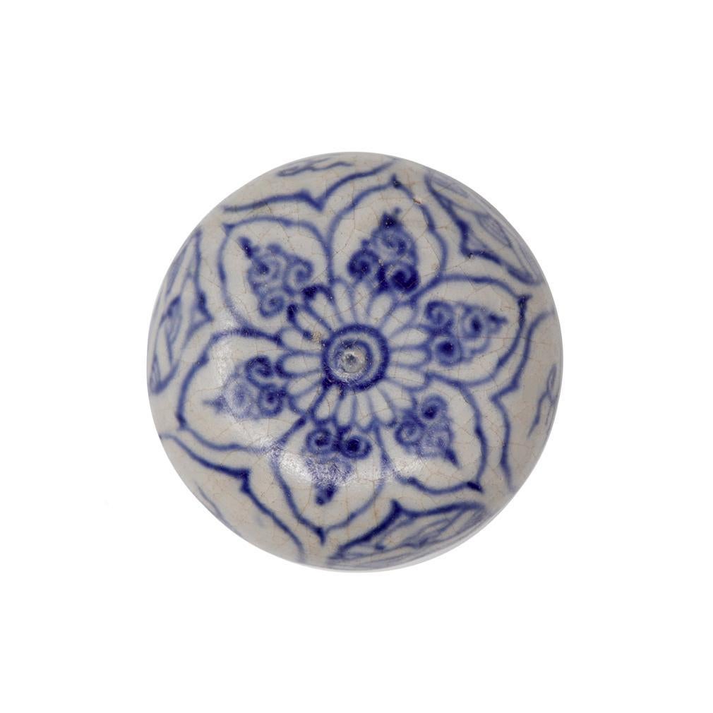 Ceramica Scatola Annamese in ceramica blu e bianca, fornace Chu Dau, Vietnam, circa 1500 in vendita
