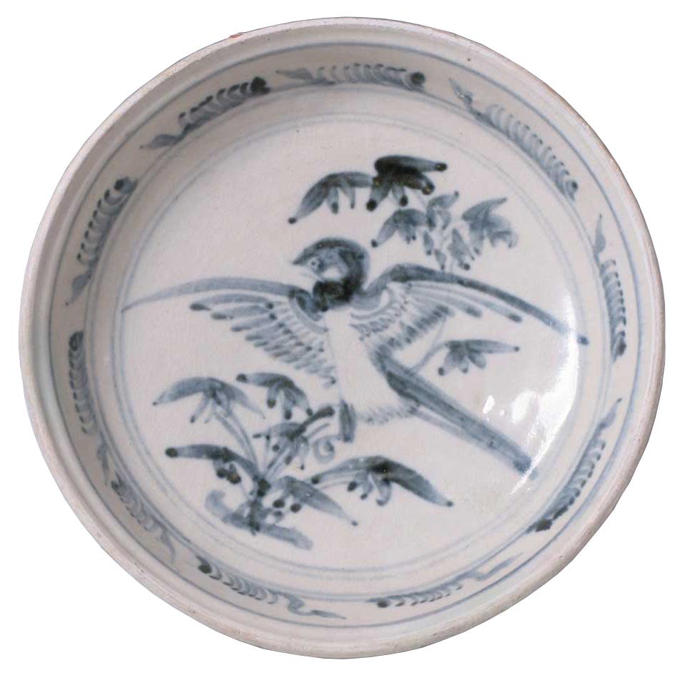 18th Century and Earlier Annamese Blue & White Ceramic Dish, Bird Design, Chu Dau kiln, Vietnam, ca. 1500 For Sale