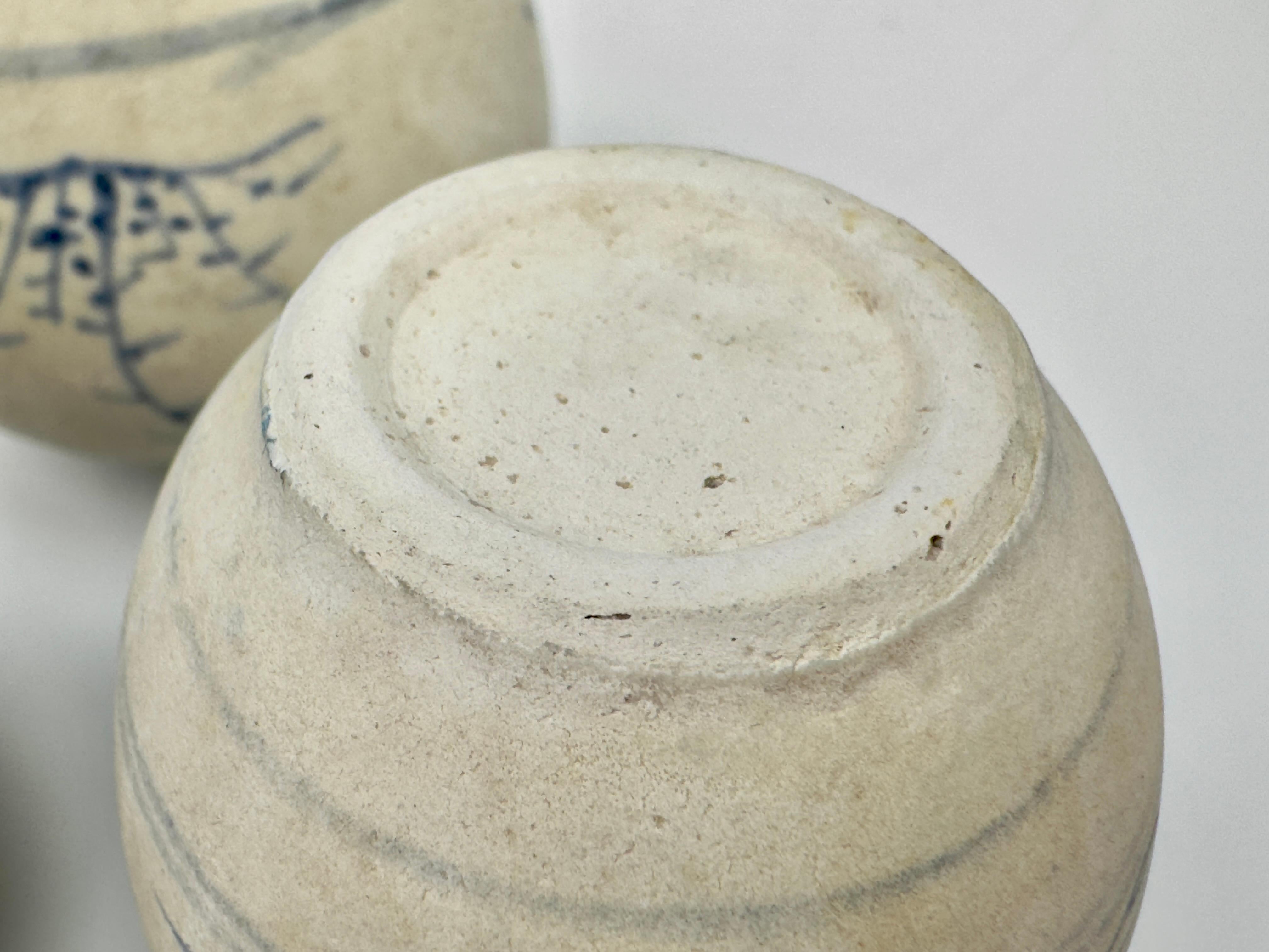 Tres jarritas anamitas con diseño de pájaros, siglo XV, dinastía Le en venta 5