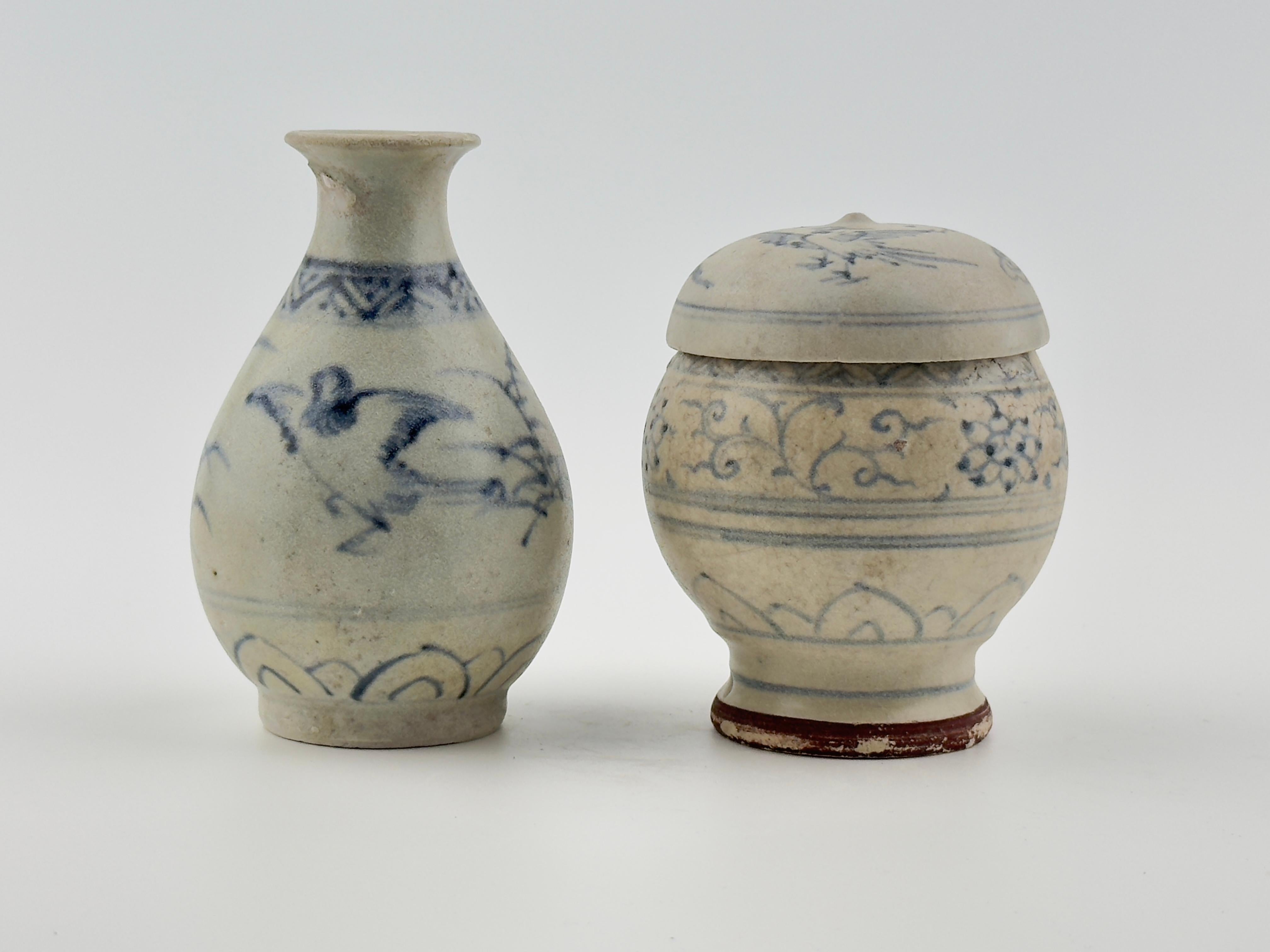 Vaso e vaso in miniatura in gres annamense, Hoi An Hoard, fine XV secolo, dinastia Le In condizioni buone in vendita a seoul, KR