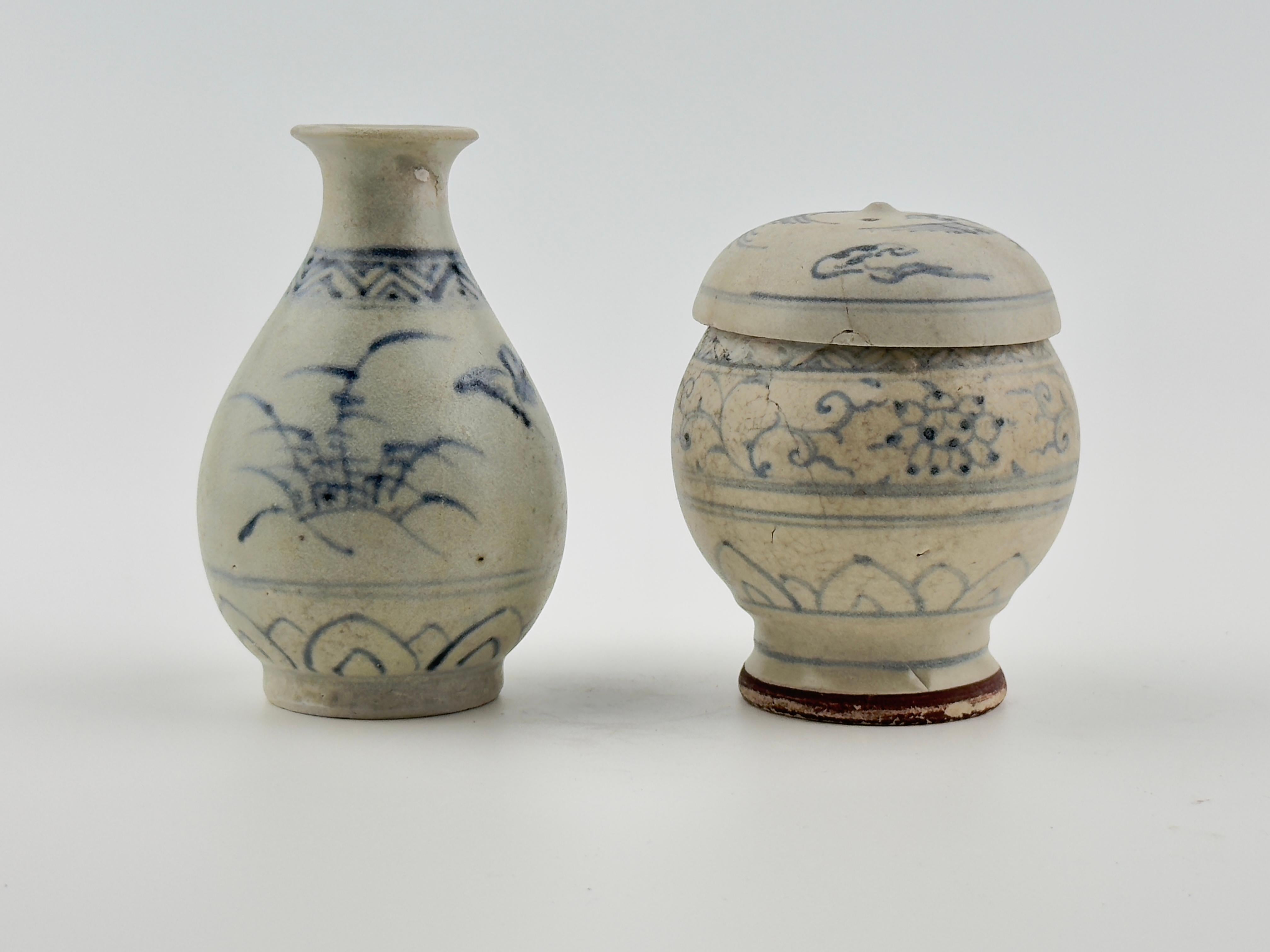Fino al XVIII secolo Vaso e vaso in miniatura in gres annamense, Hoi An Hoard, fine XV secolo, dinastia Le in vendita