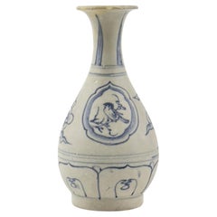 Annamese Stoneware Vase with Underglaze Blue, Hoi An Hoard, Late 15th Century