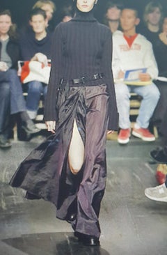 AnnDemeulemeester 1996 Ensemble en laine Encolure haute côtelée et jupe taille basse à coupe biaisée