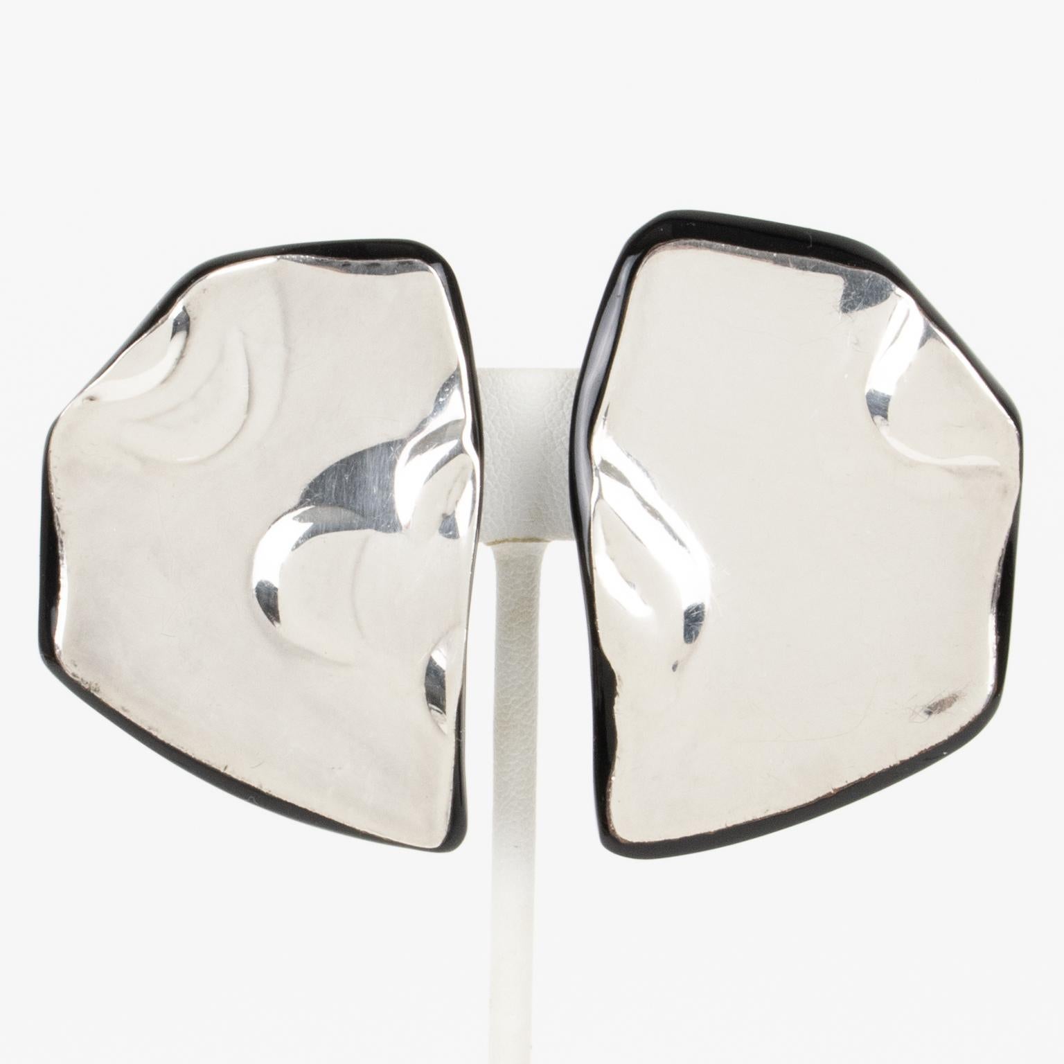Anne and Frank Vigneri Black Lucite and Sterling Silver Clip Earrings For Sale 1