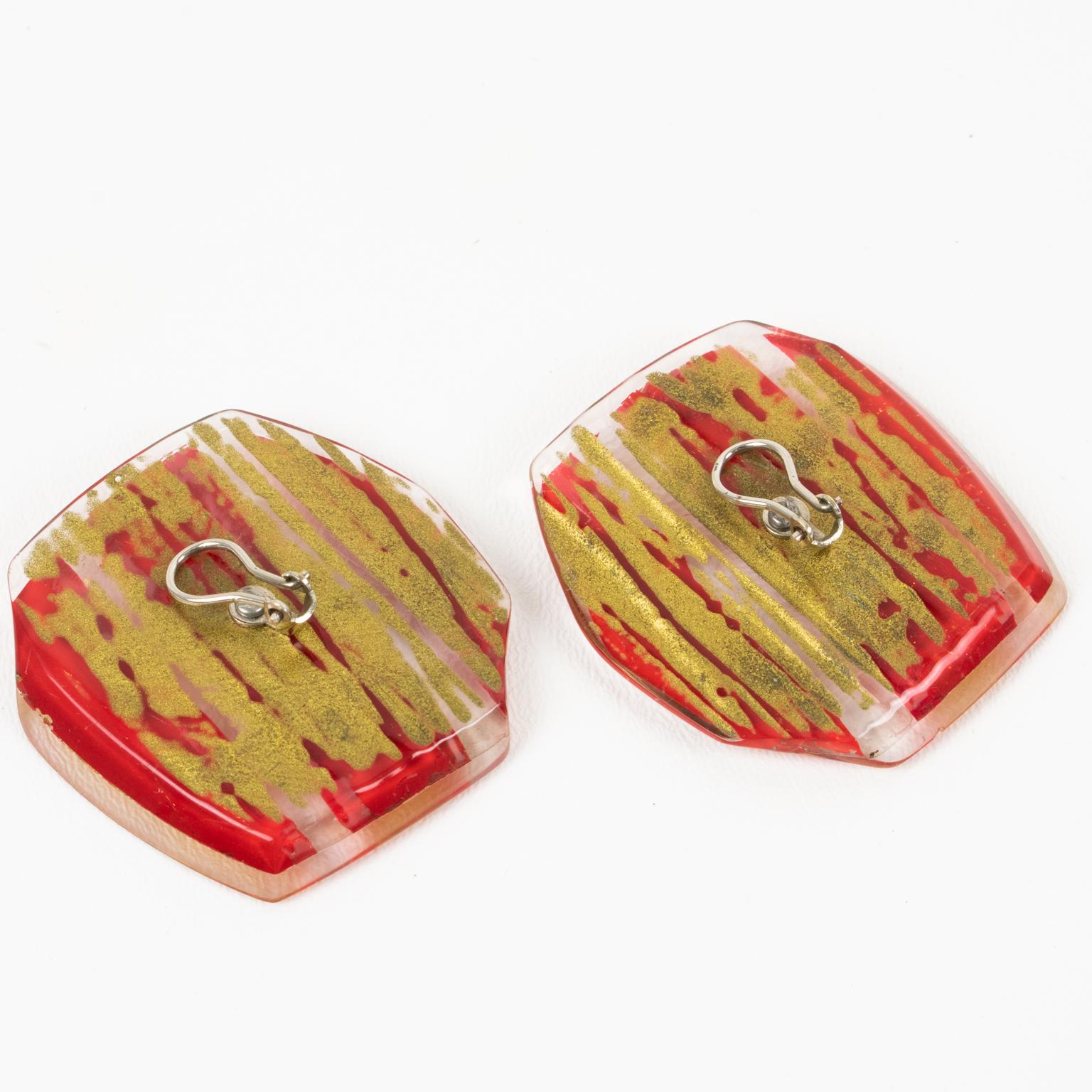 Anne and Frank Vigneri Red Lucite Clip Earrings with Gold Foil In Good Condition For Sale In Atlanta, GA