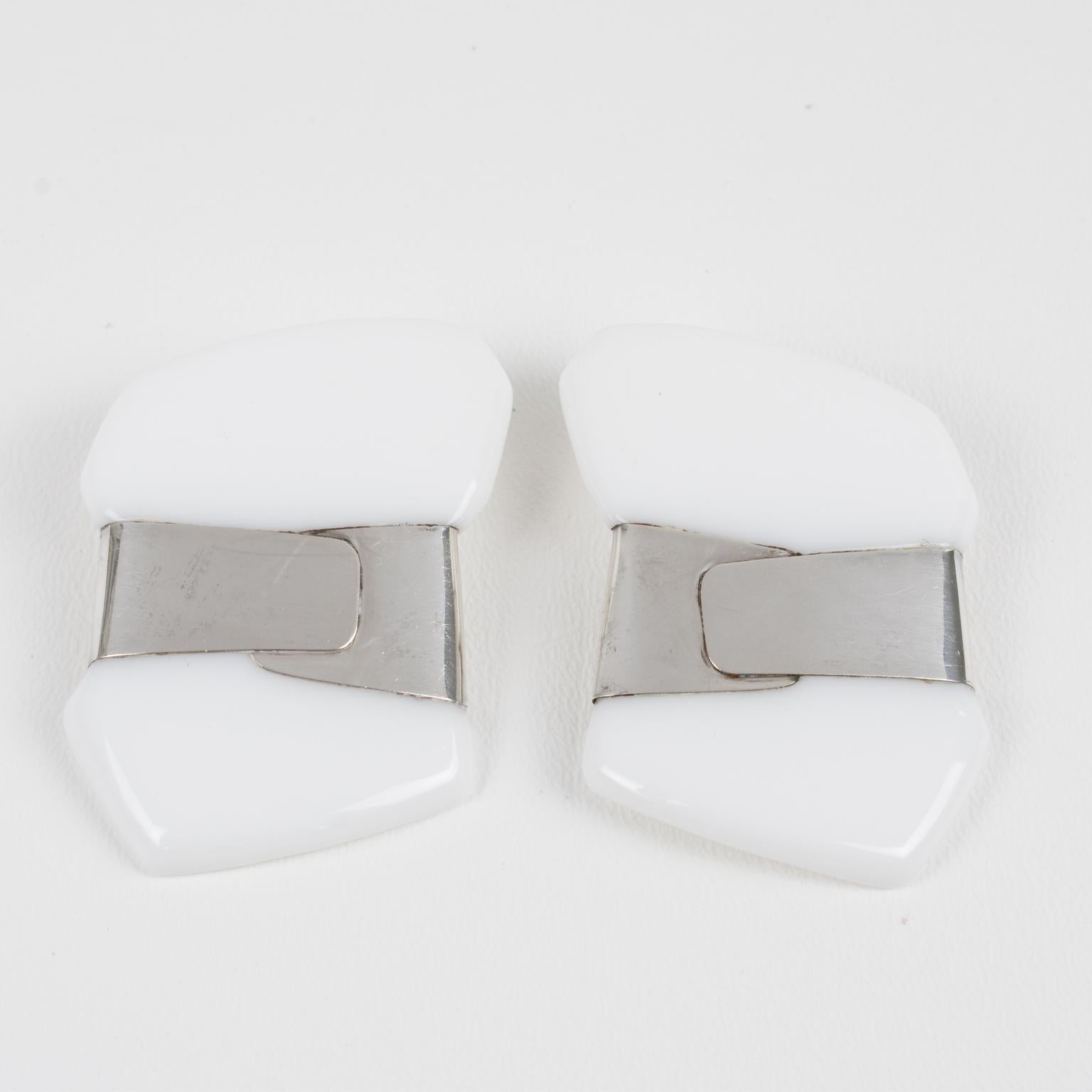 Anne and Frank Vigneri Sterling Silver and White Lucite Clip Earrings For Sale 2