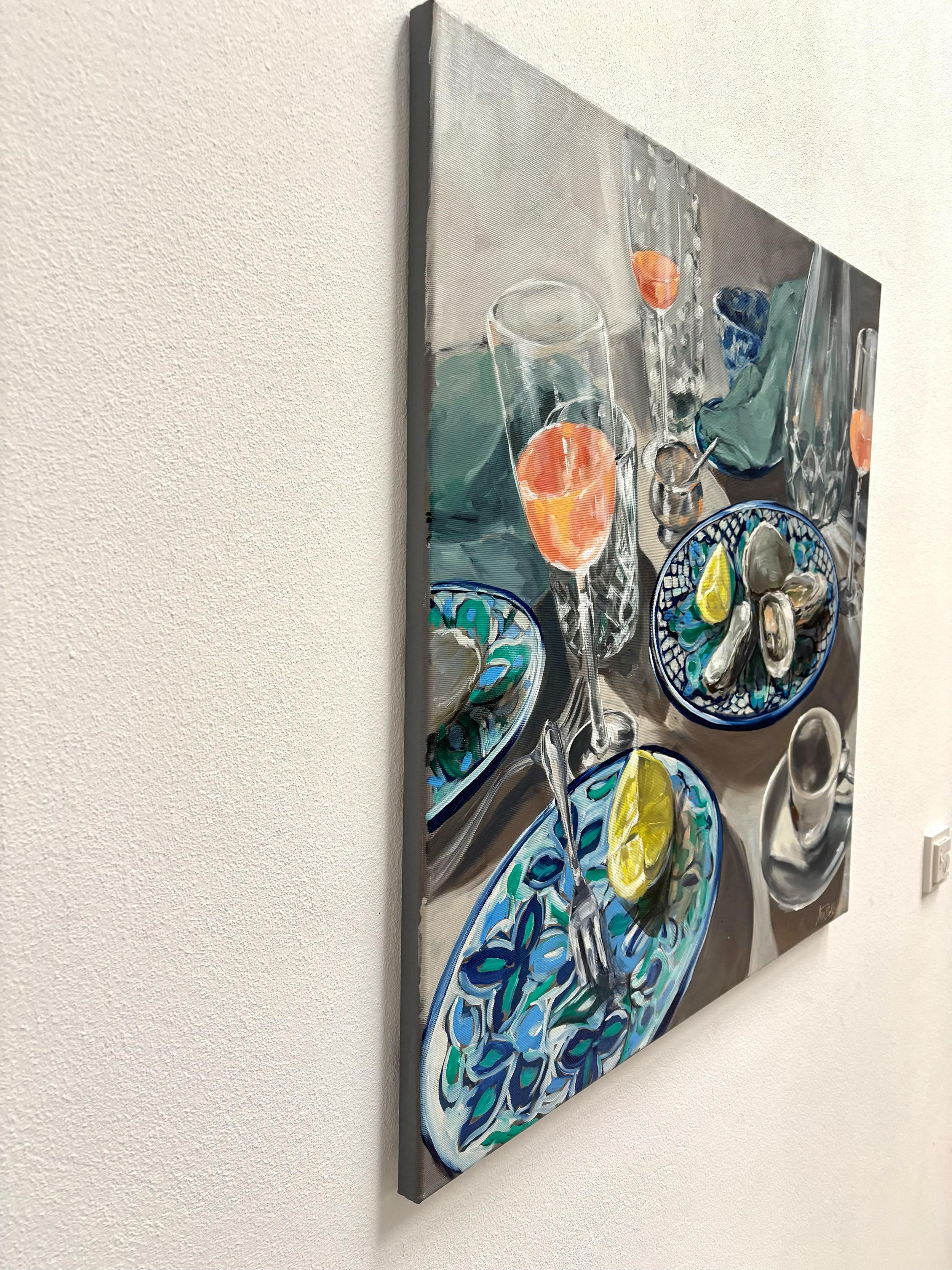 Night out par Anne Böddeker - nature morte contemporaine scène de table peinture à l'huile en vente 5
