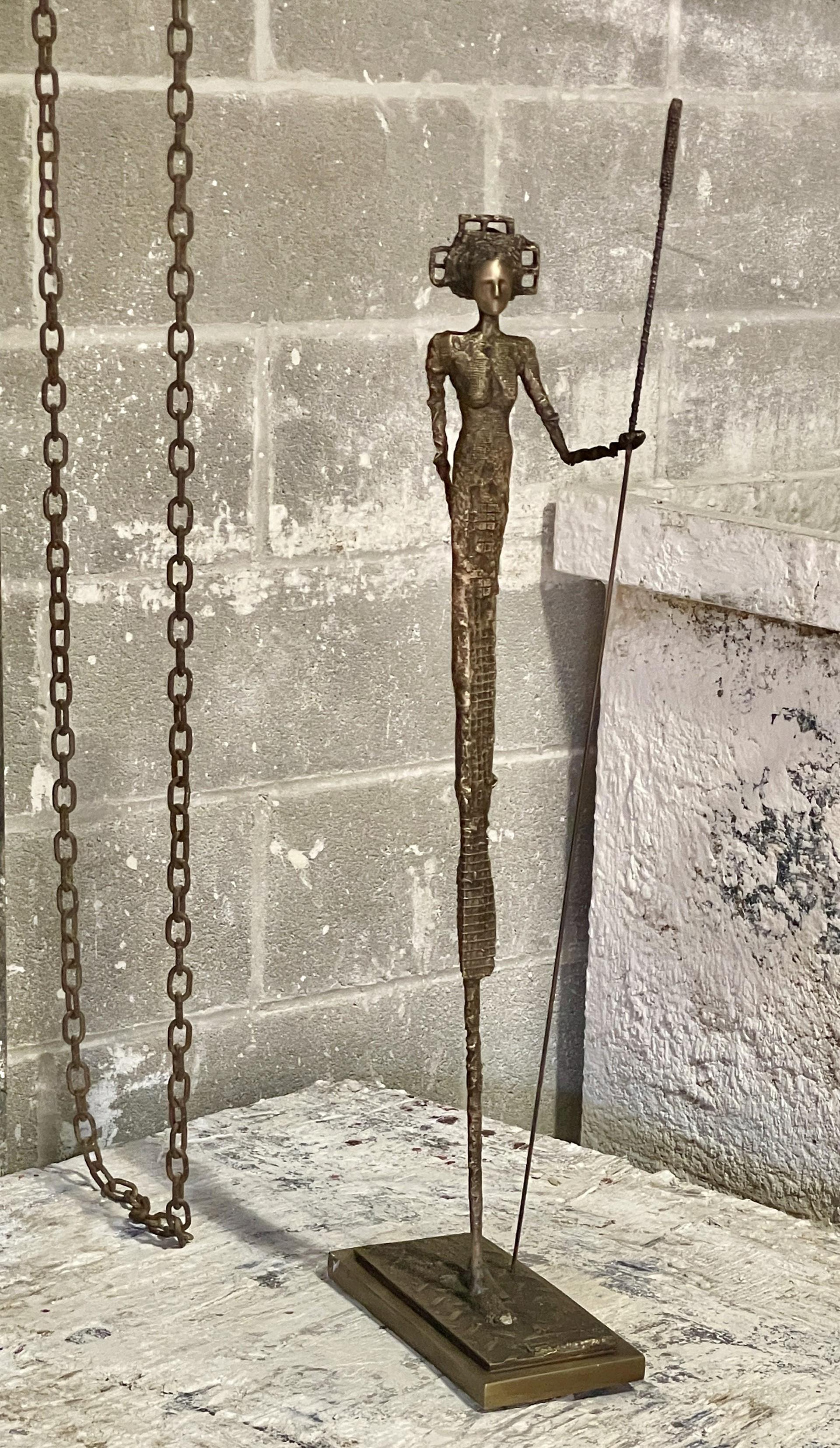 Figurative Sculpture de Anne de Villeméjane - El Guardián