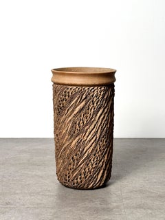 Anne Goldman Monumental Keramik Pflanzgefäß Coastal Rock Sculpted Steingut