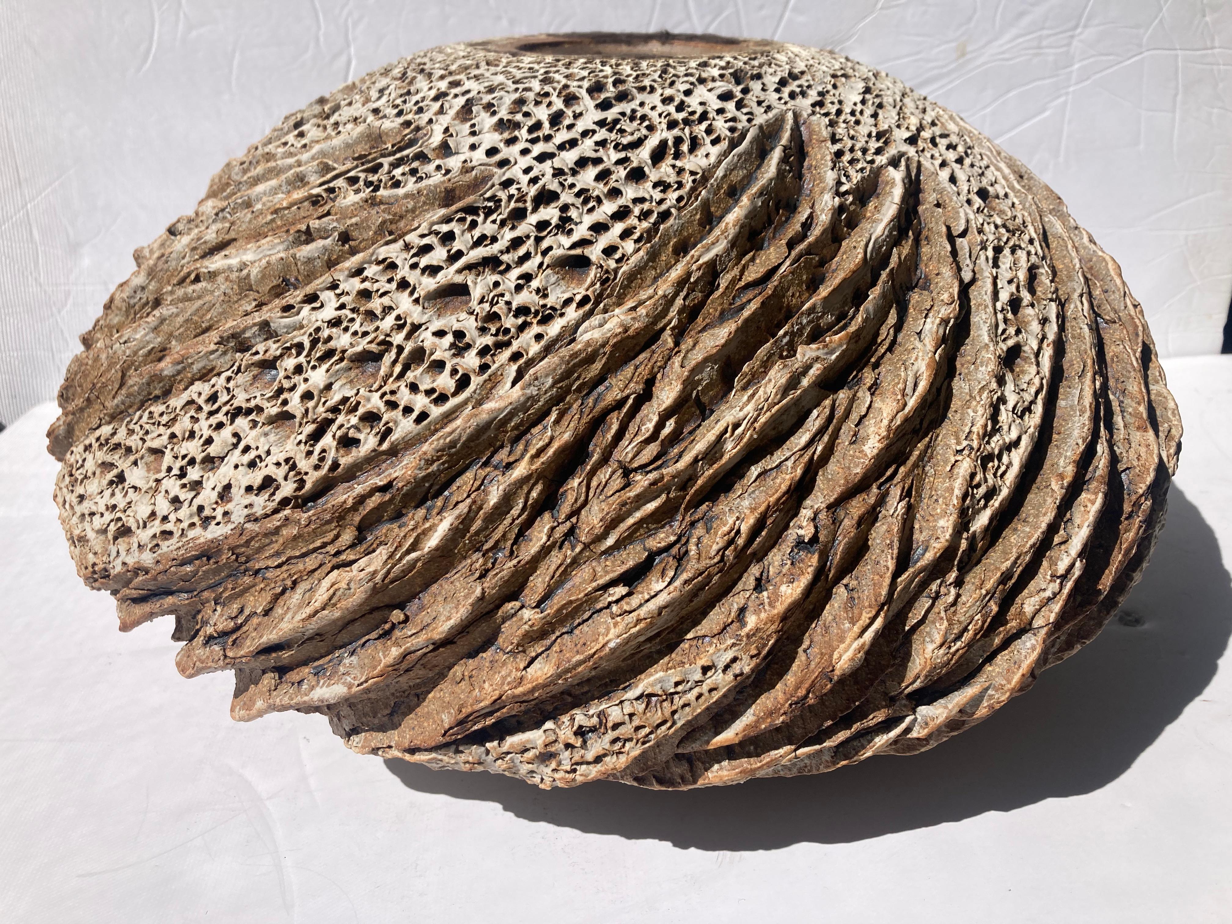 Anne Goldman organic  ceramic / pottery large bowl , centerpiece , signed . In Good Condition For Sale In Los Angeles, CA