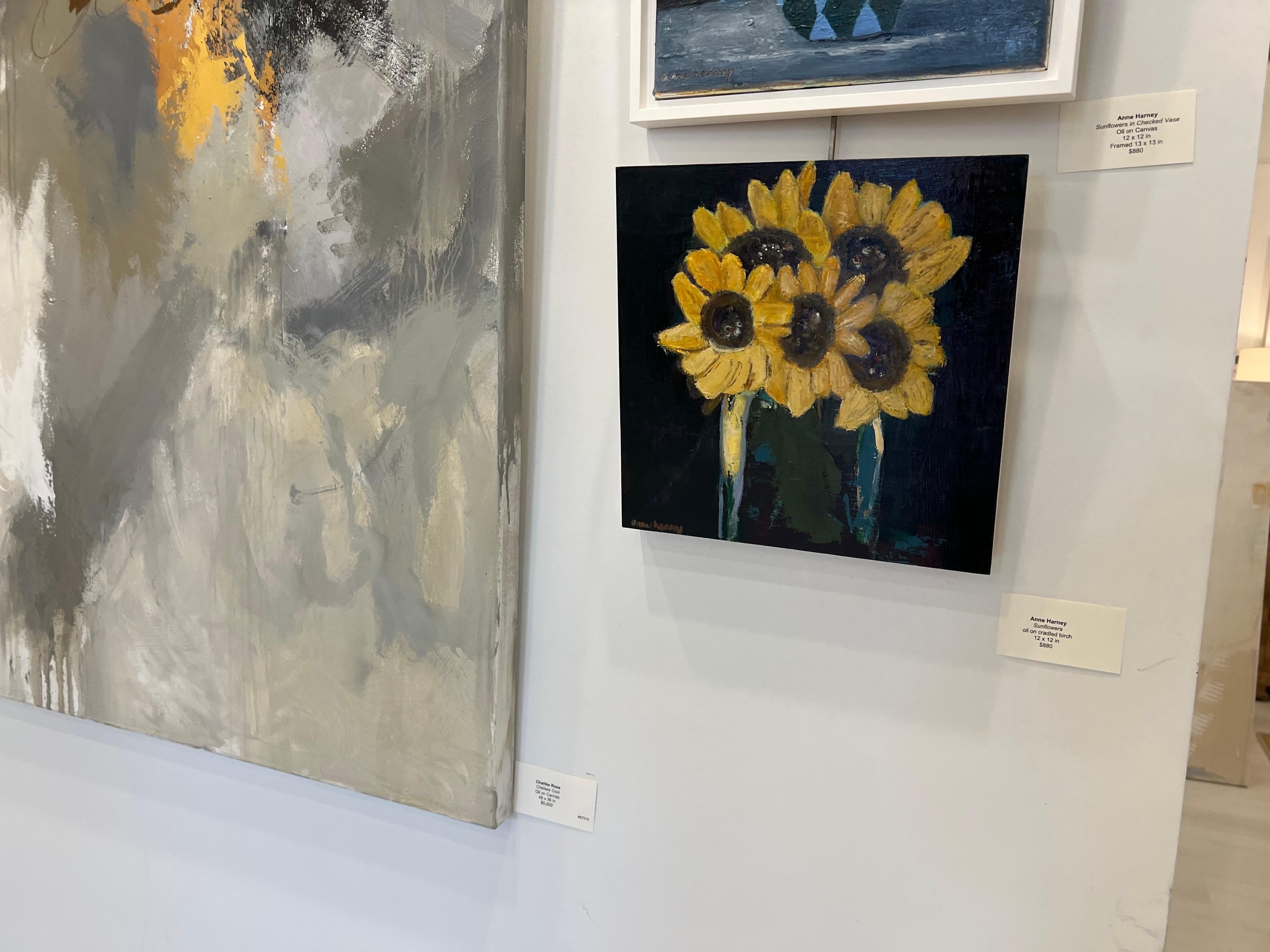 Sunflowers in Clear Vase by Anne Harney, Contemporary Floral Still Life Painting 2