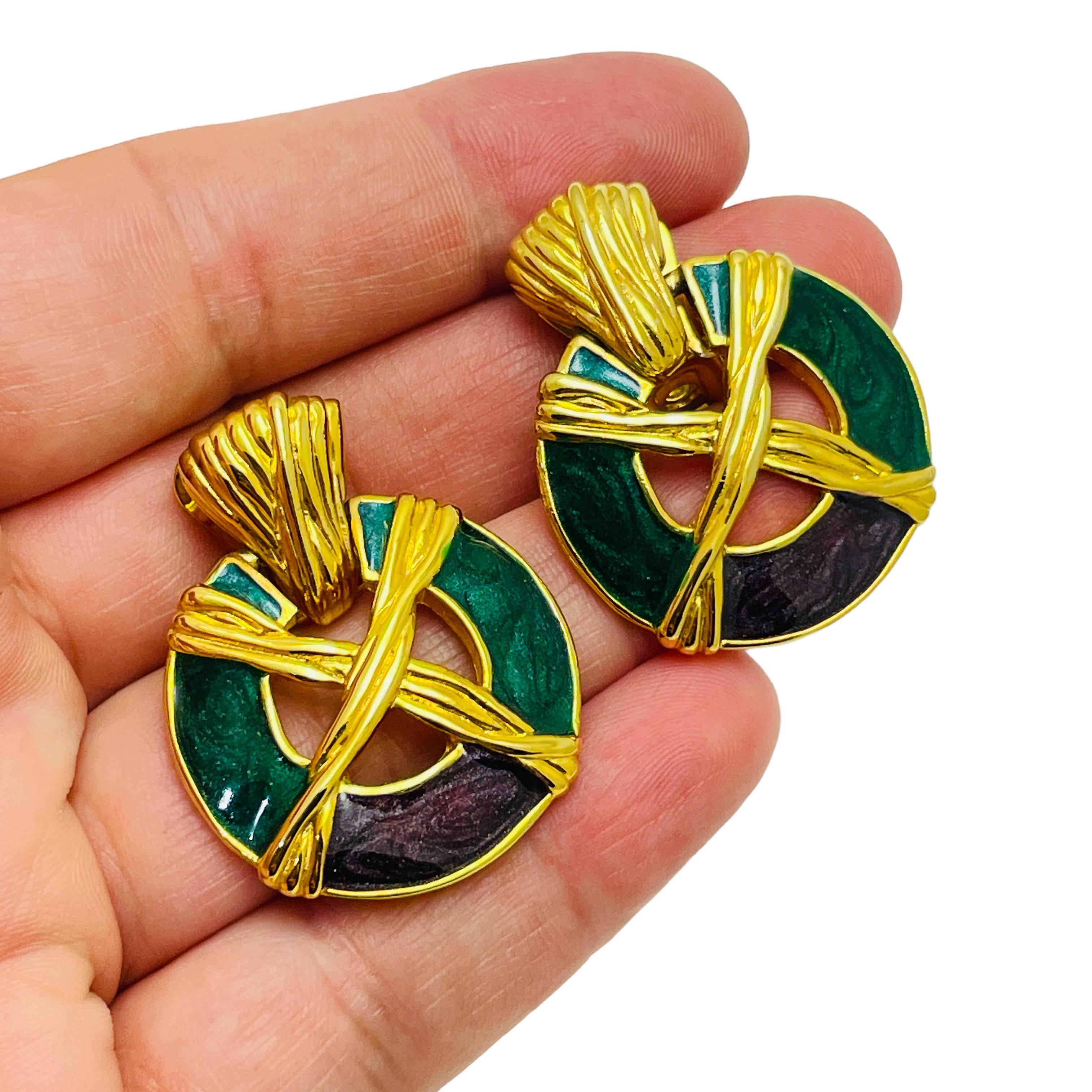 Women's ANNE KLEIN gold enamel door knocker designer runway clip on earrings For Sale