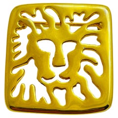 ANNE KLEIN gold lion head designer runway brooch 