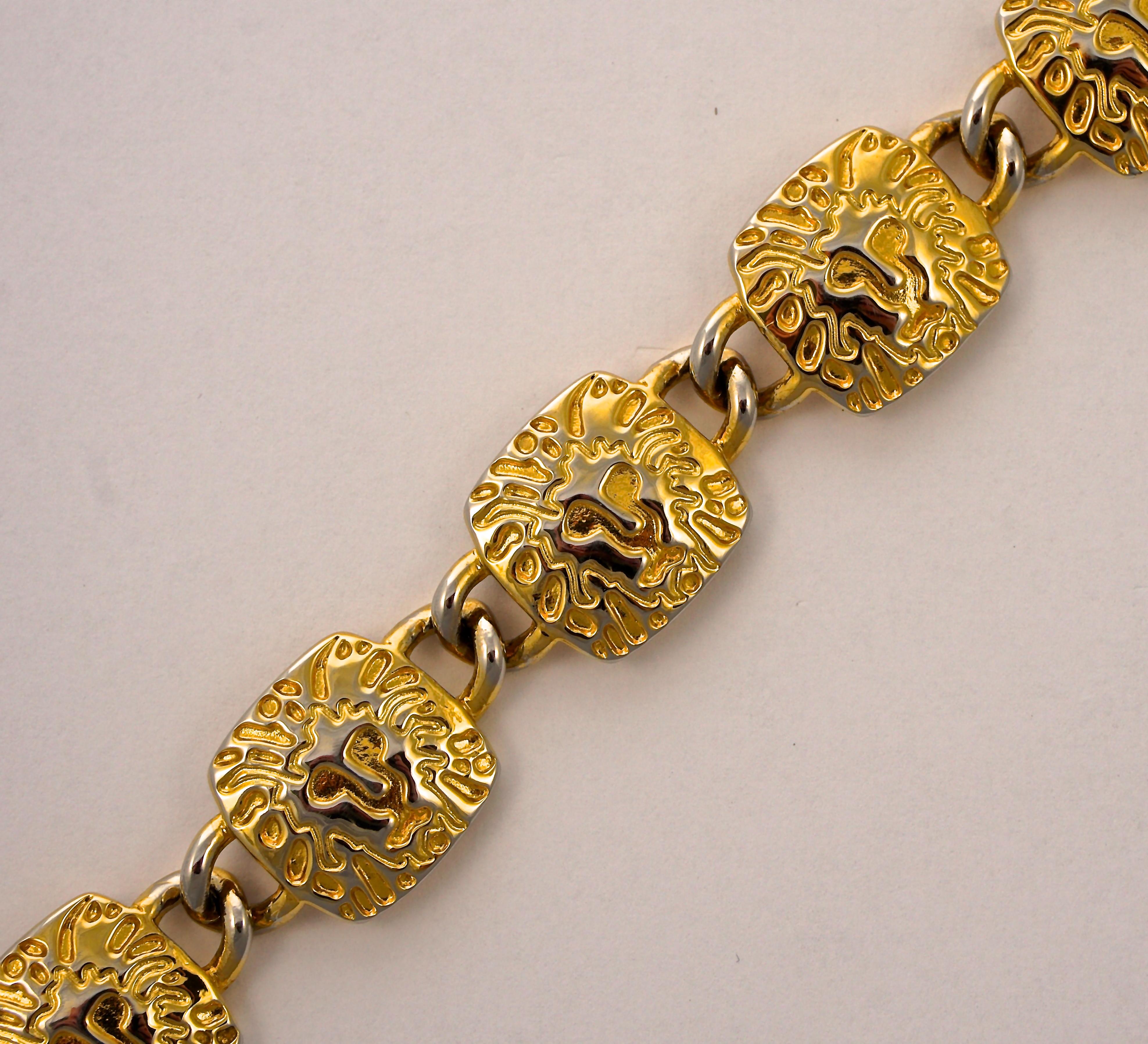 Femenino o masculino Conjunto de pulsera de eslabones de león y pendientes de león bañados en oro Anne Klein circa años 80 en venta