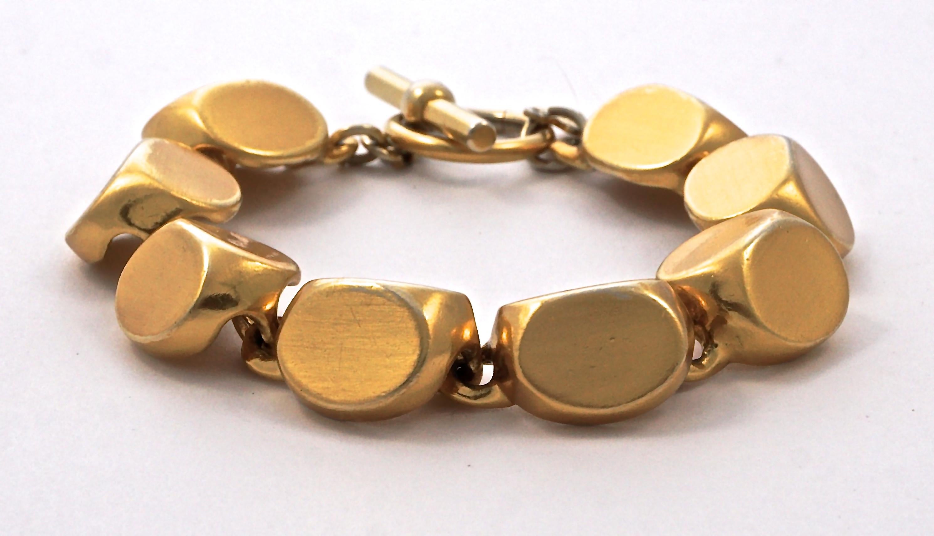 Anne Klein Gold Plated Satin Brushed Link Bracelet with Toggle Clasp circa 1980s 6