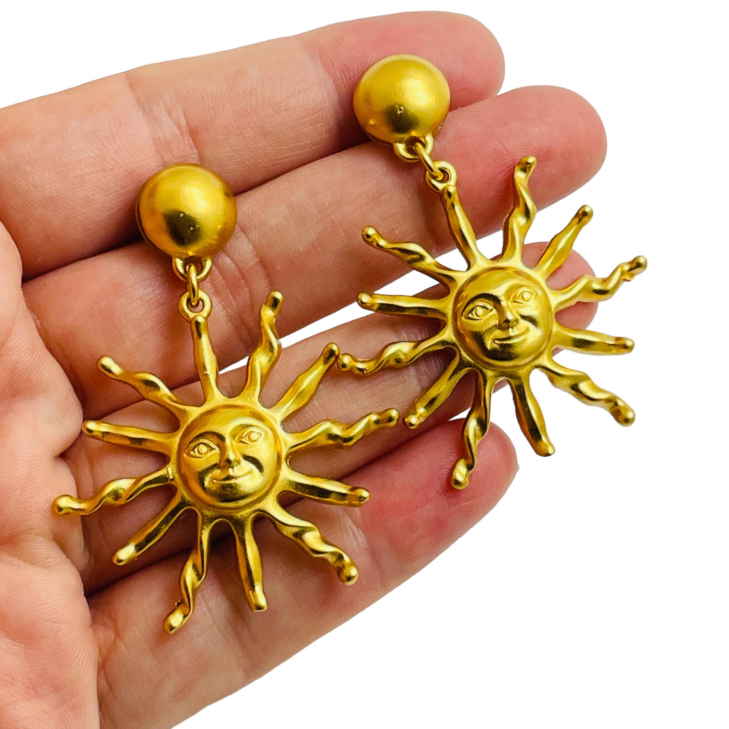 Women's ANNE KLEIN sun face matte gold tone designer dangle earrings For Sale
