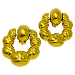 ANNE KLEIN vintage oro acolchado aldaba de diseño clip en pendientes