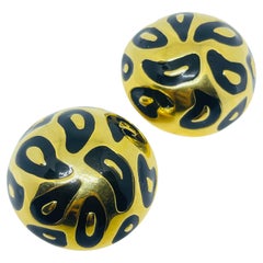 ANNE KLEIN vintage gold tone enamel animal print designer 80
s clip on earrings